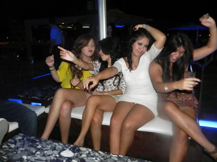18P UPSKIRTS MEXICANAS 