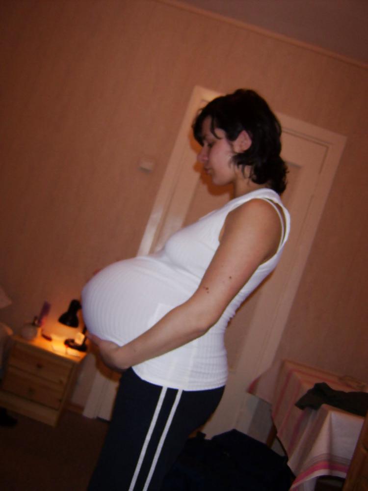 25P Fine pregnant women 