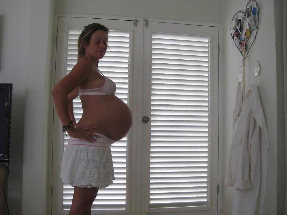 25P Fine pregnant women 