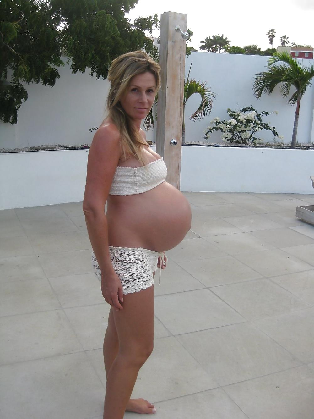 25P Fine pregnant women 