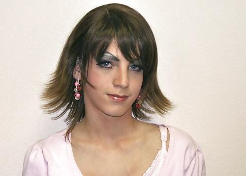 25P These fembois are such pretty gurls and kissable 