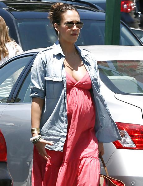 15P Schwangere Promis - pregnant celebs