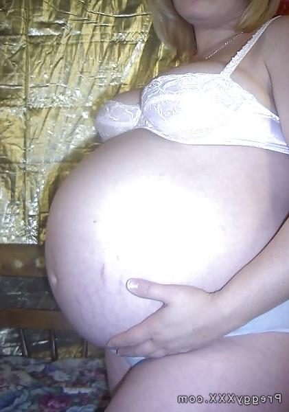 12P Pregnant blonde