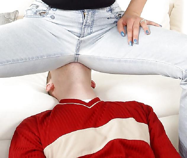 5P AMA MONICA facesitting gusano en jeans