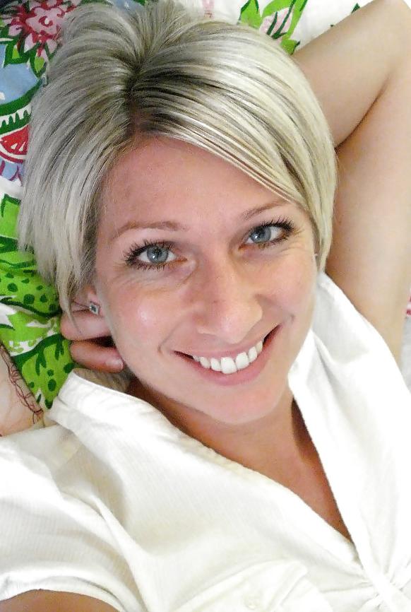7P Hot Blonde Mature Face for Fuck