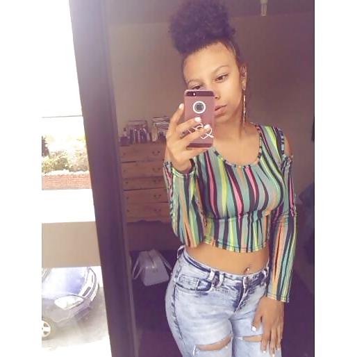9P Cum on this black young cunt 