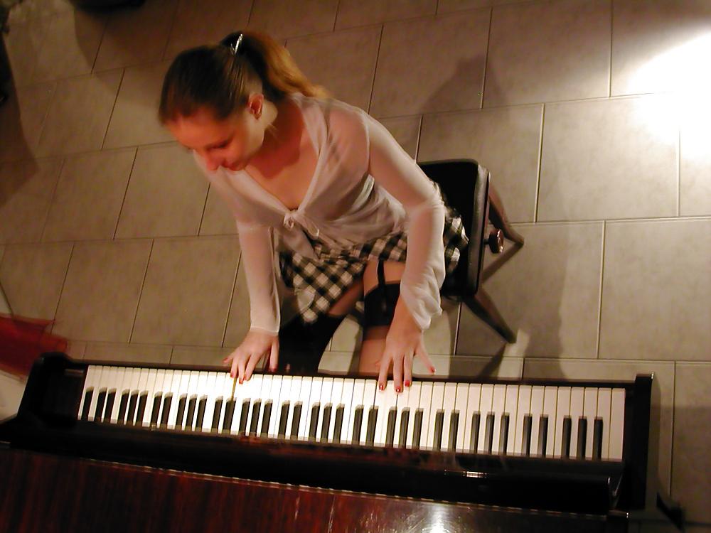 25P Amateur Private Photo 22