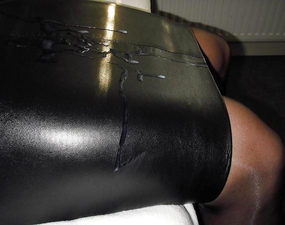 25P Cum on wife