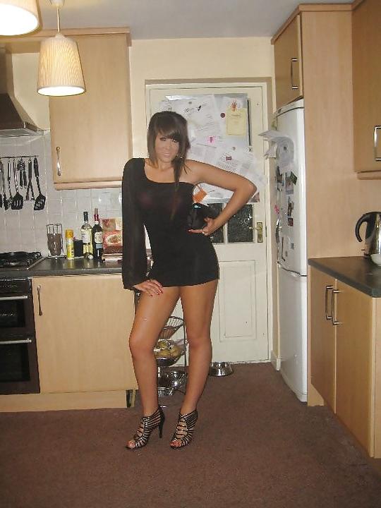 25P Hot sluts please cum on
