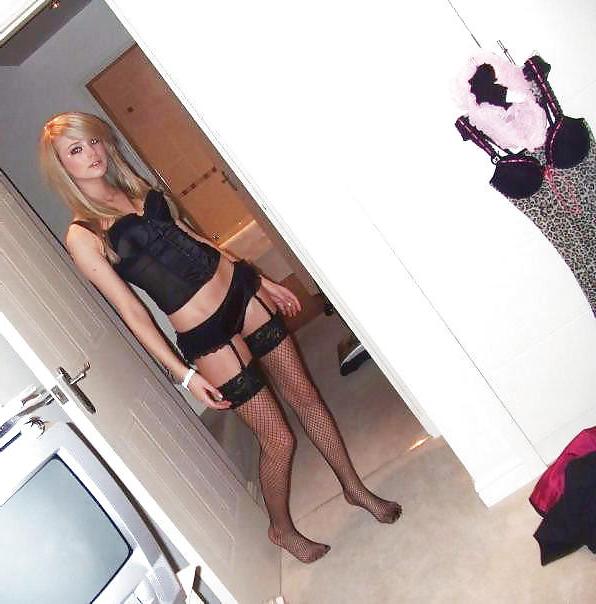 25P Hot sluts please cum on
