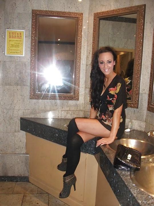25P Hot sluts please cum on