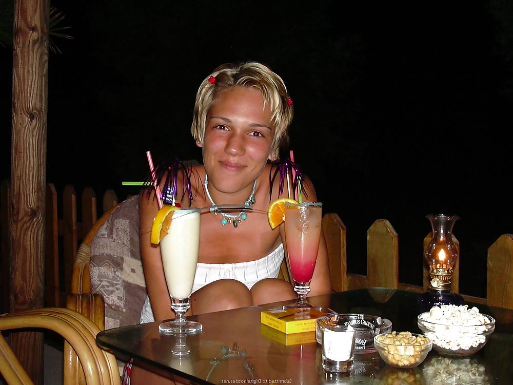 25P Short haired cunt