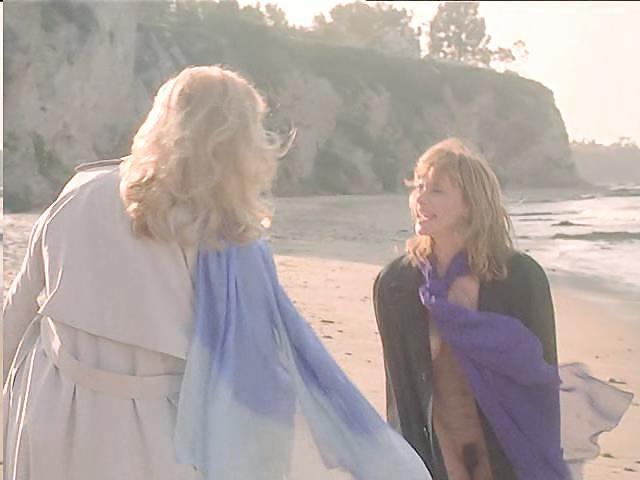 14P Rosanna Arquette Black Bra & More.