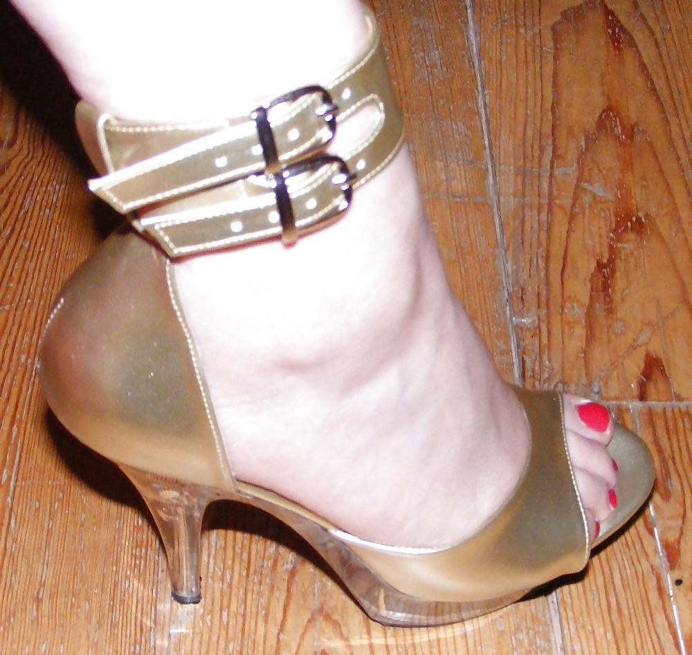 22P Heels, toys and cunt