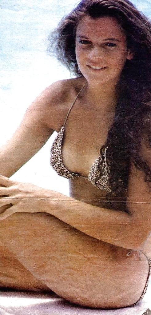 25P Annabel Croft (MILF ex tennis player)