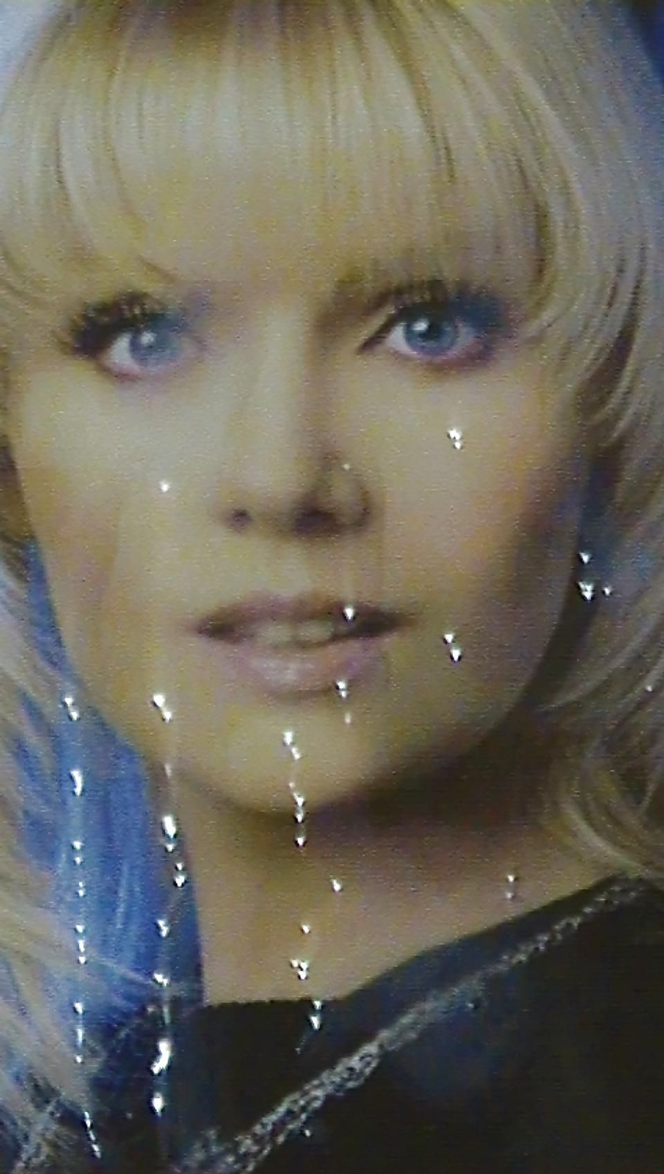 25P Cum on picture Past 4