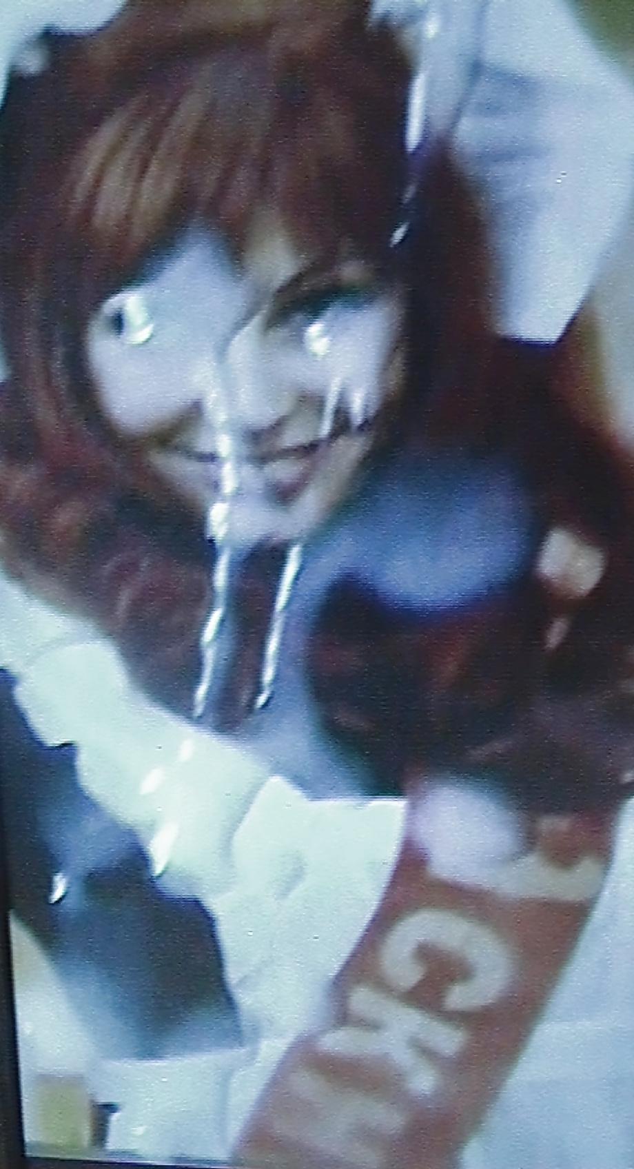 25P Cum on pics Past