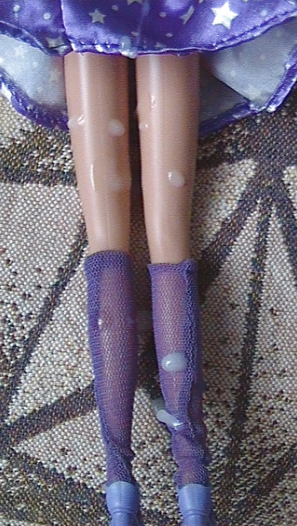 18P Sperma auf Puppen 2