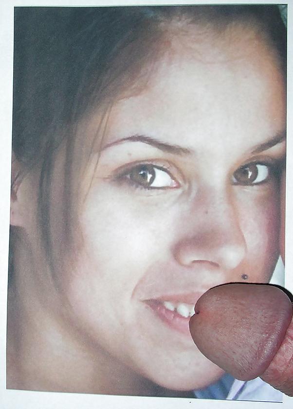 12P Cum on sexy slut Roma