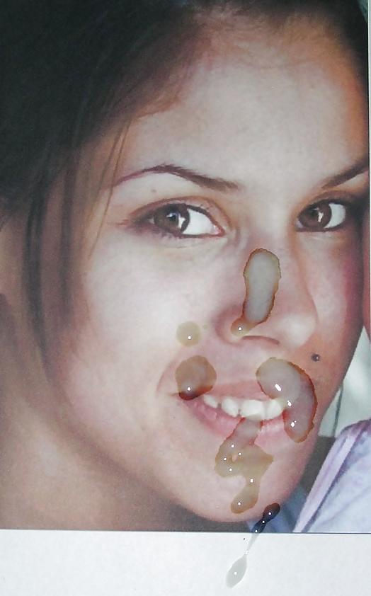 12P Cum on sexy slut Roma