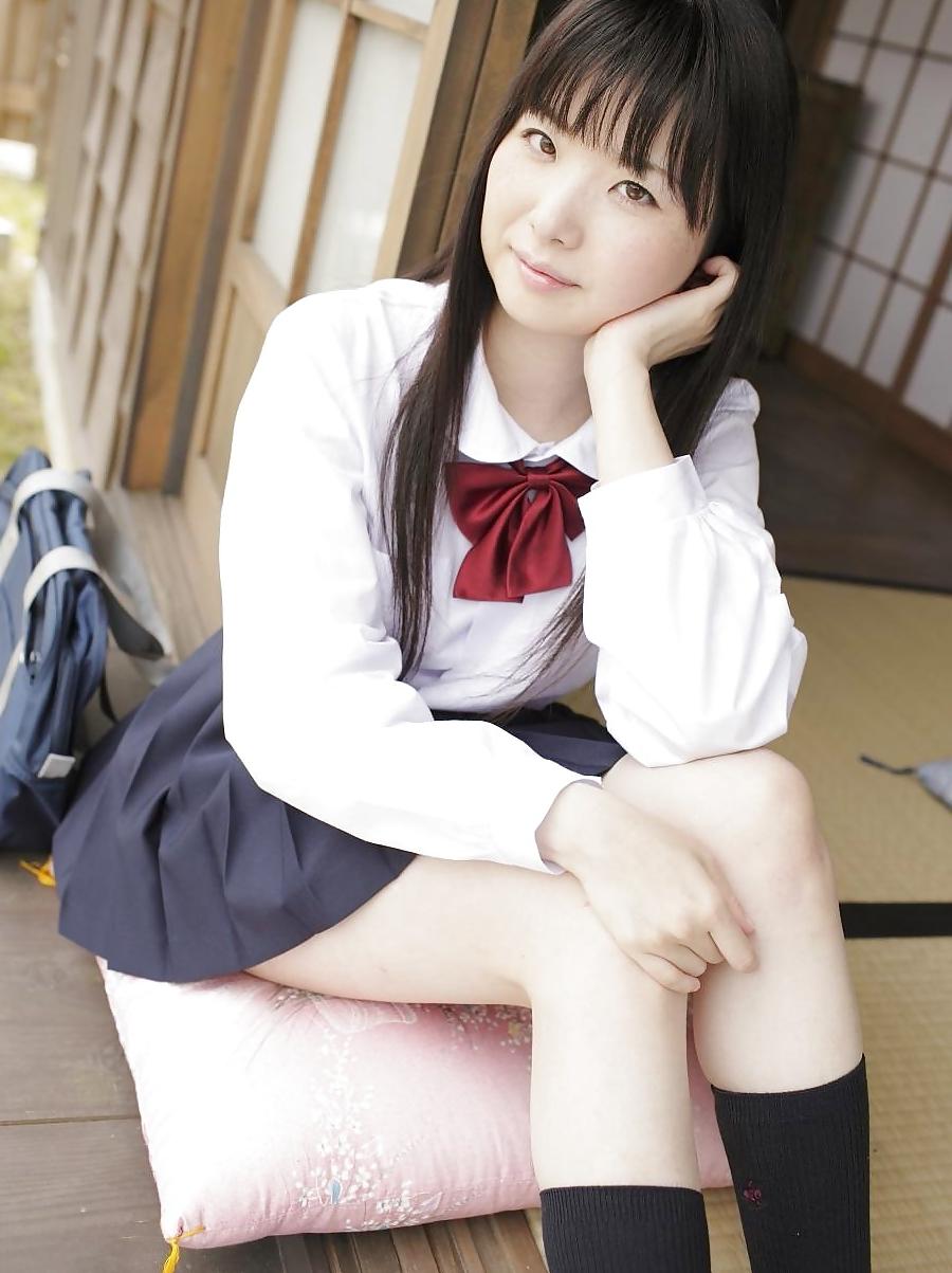 19P J15 Japanese teen Mirai Himeno