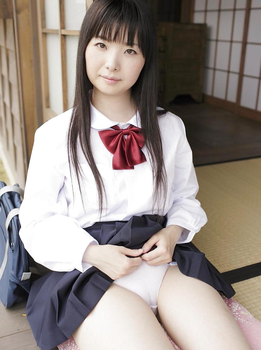 19P J15 Japanese teen Mirai Himeno