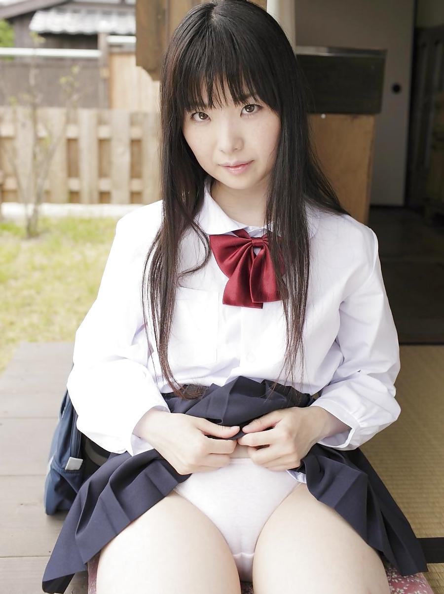 19P J15 Japanese teen Mirai Himeno
