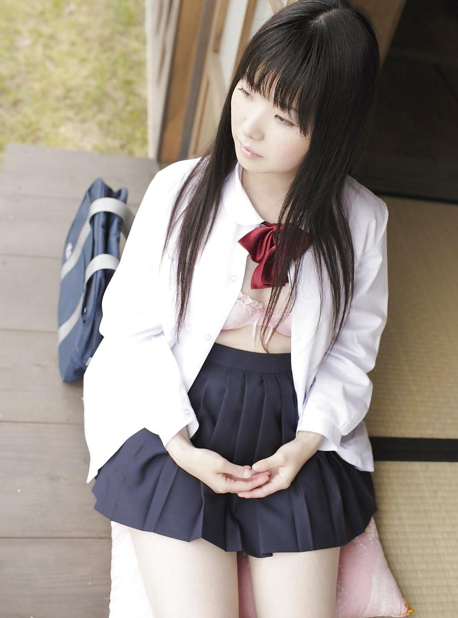 19P J15 Japanese teen Mirai Himeno