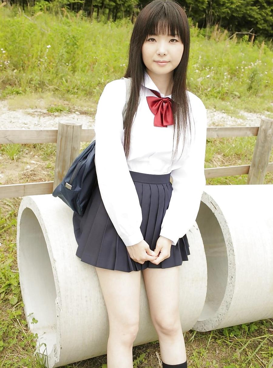 19P J15 Japanese teen Mirai Himeno