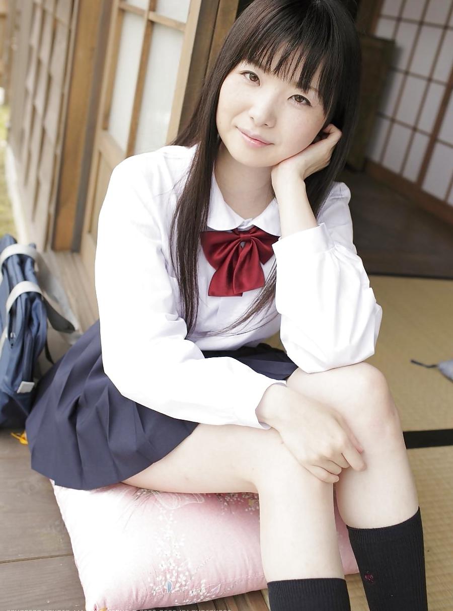 19P J15 Japanese teen Mirai Himeno