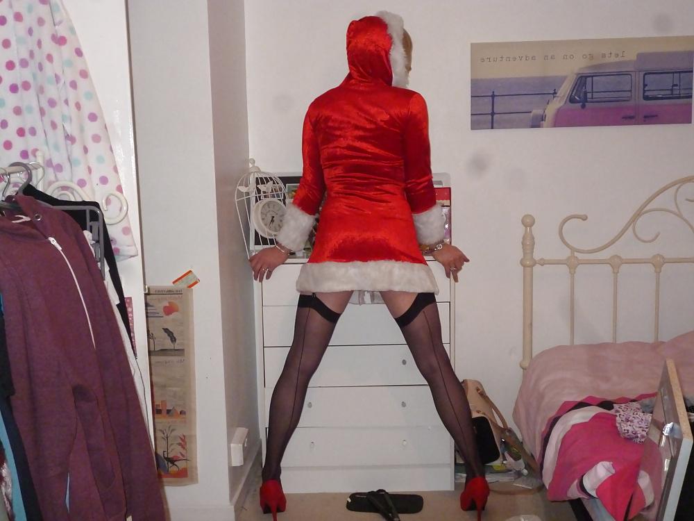 10P Santa tgirl holly