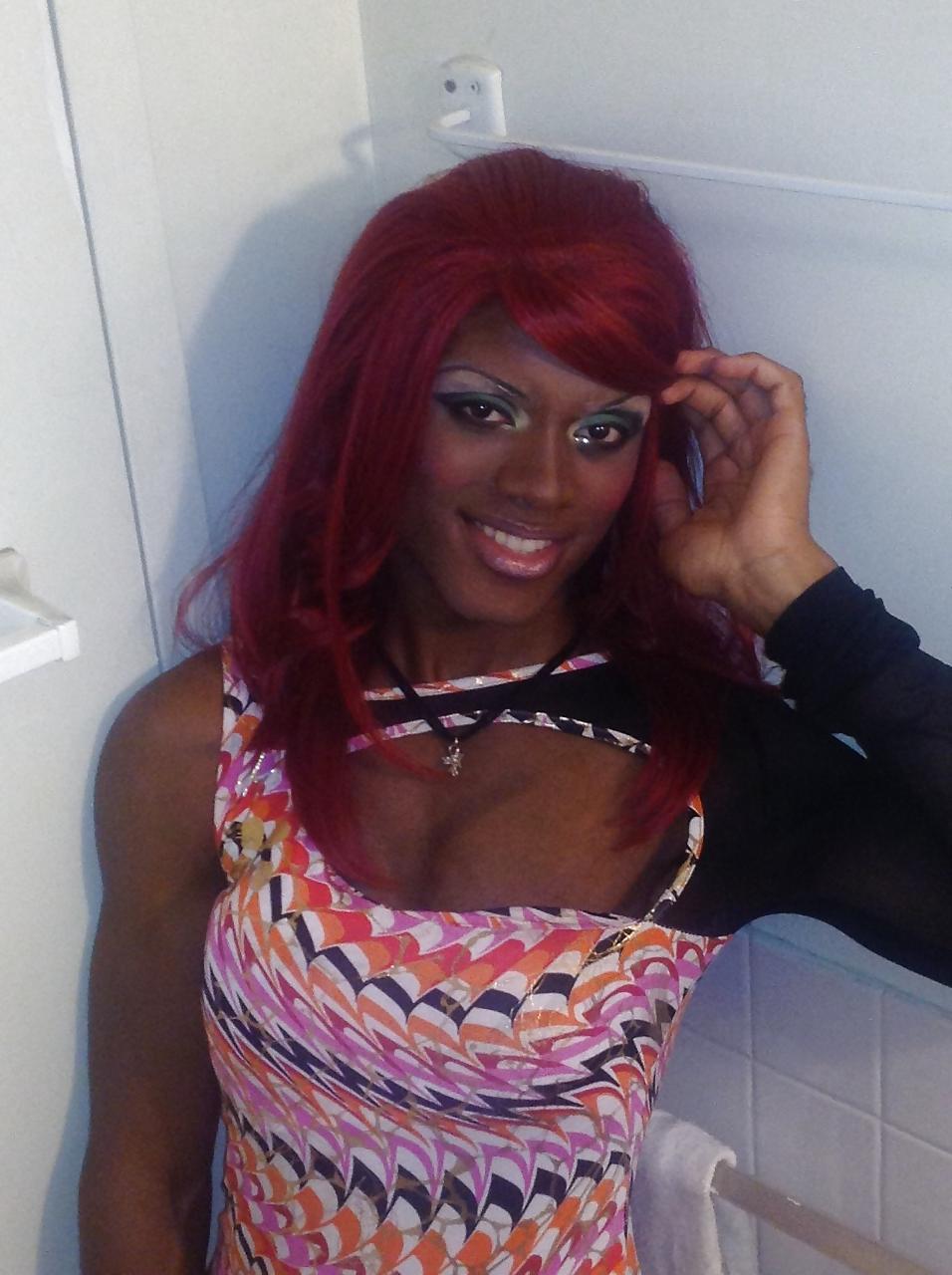 25P Pretty gurlbois so hot and sexy
