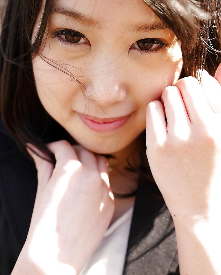 25P Japanese secretary fucked in hotel