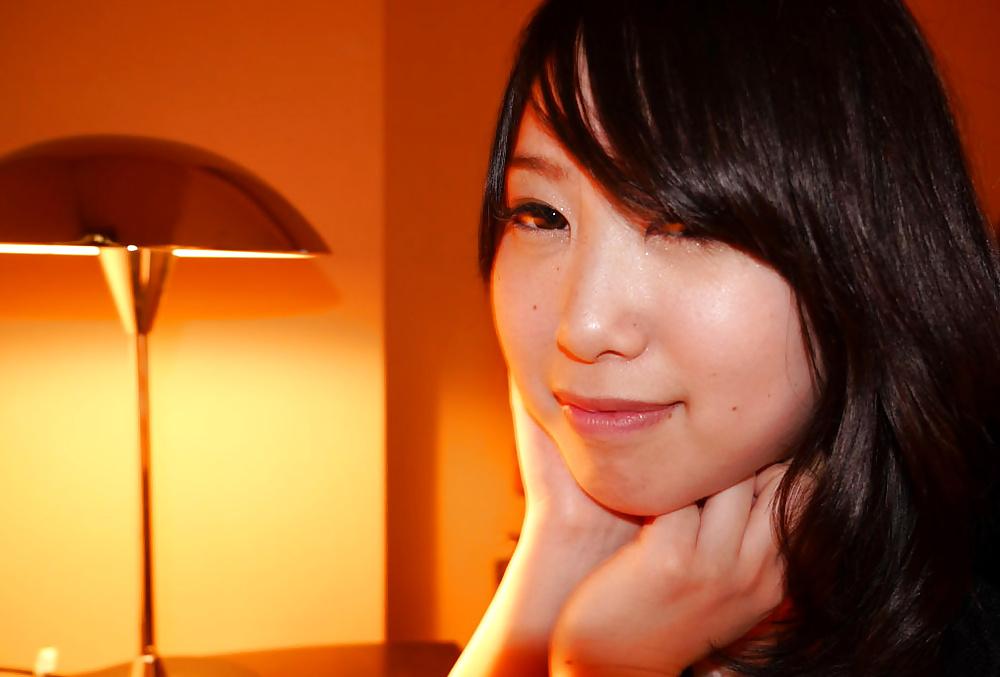 25P Japanese secretary fucked in hotel