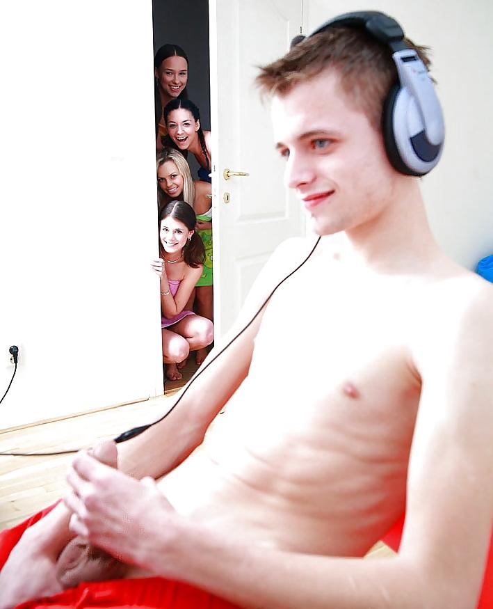 25P Cfnm men jerking