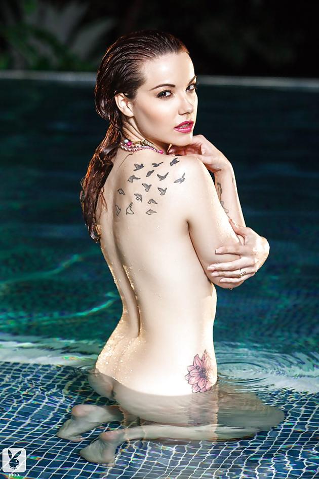 25P ELizabeth Marxs – Nachtbad