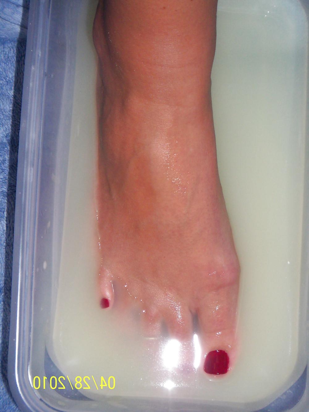 24P Feet cum bath