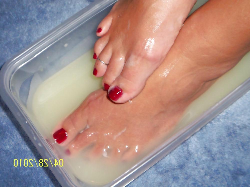 24P Feet cum bath
