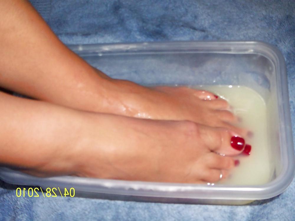 24P Feet cum bath