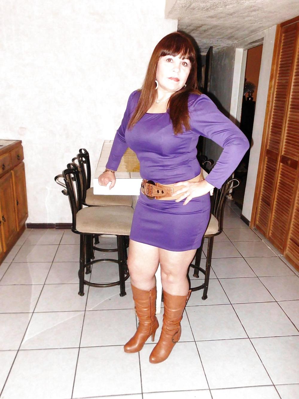 16P Mexican milf's