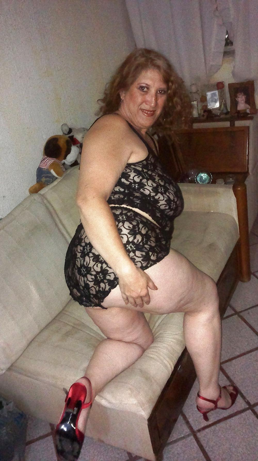 16P Mexican milf's