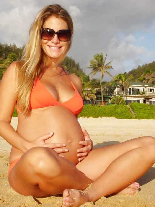 25P Pregnant Hotties