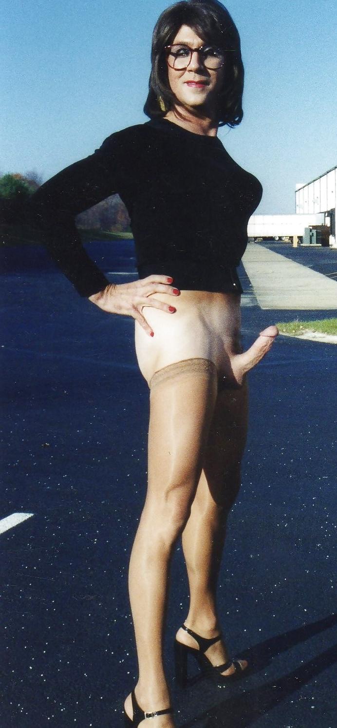 25P Another Well Hung TGirl