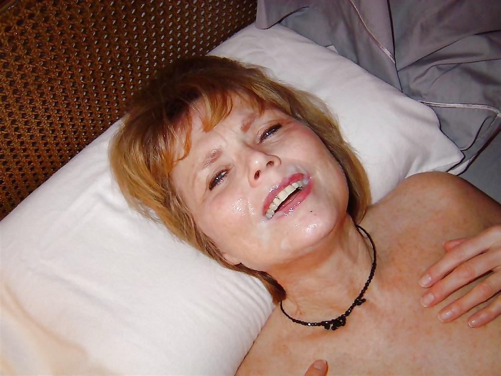 25P Mature Amateurs Get A Facial!