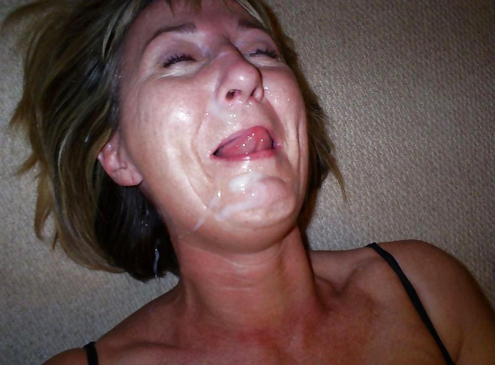 25P Mature Amateurs Get A Facial!
