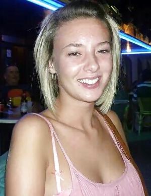 10P Beautiful girl wants cum on her face.