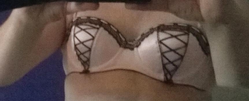 8P Bra and thong of gf