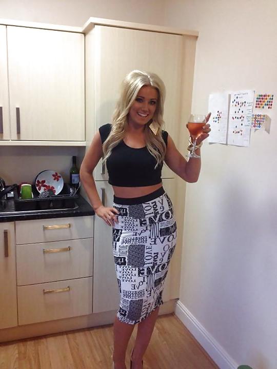 22P Pretty blonde chav Jody
