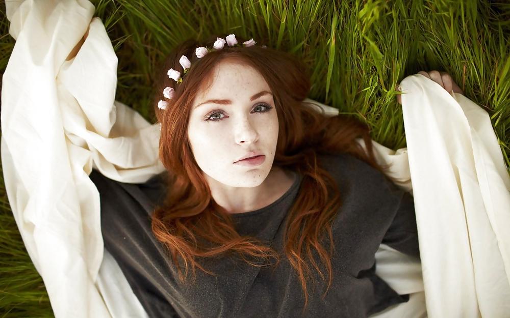 25P Pretty Redheads (faces only)