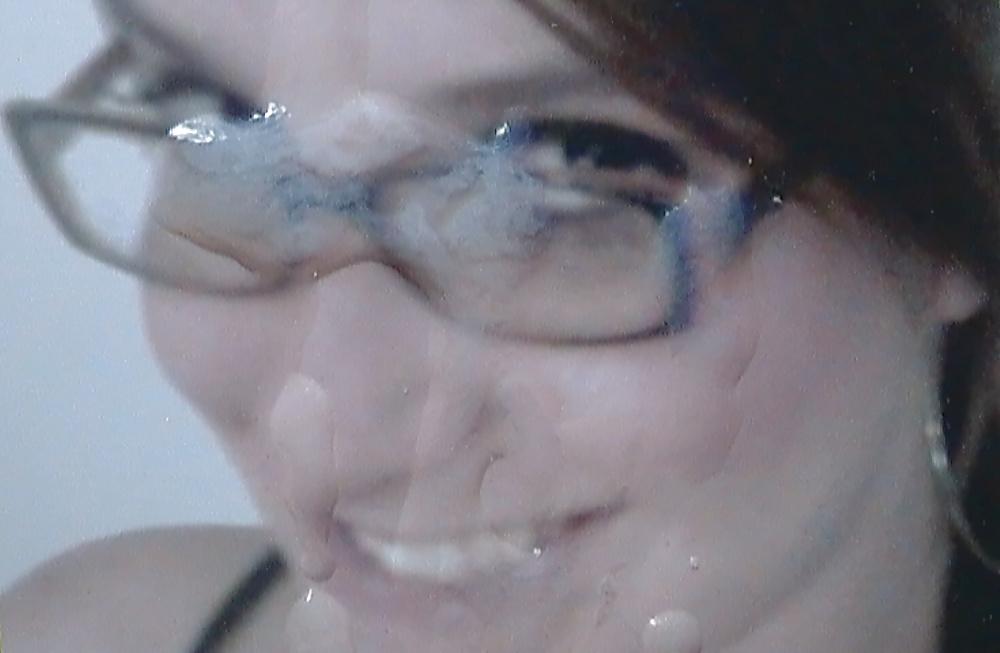 25P Cum on glasses girls